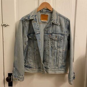 Gently Distressed Levi’s Jean Jacket - Small